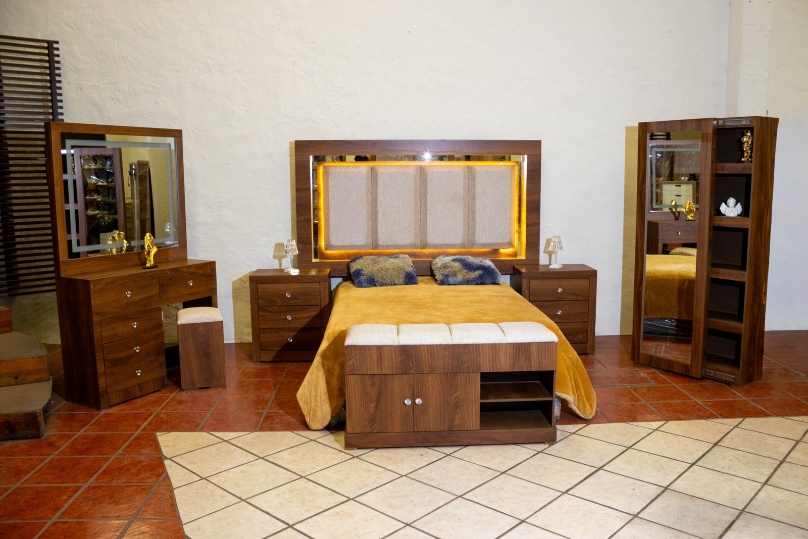 RECÁMARA BELLA PAROTA - Image 2