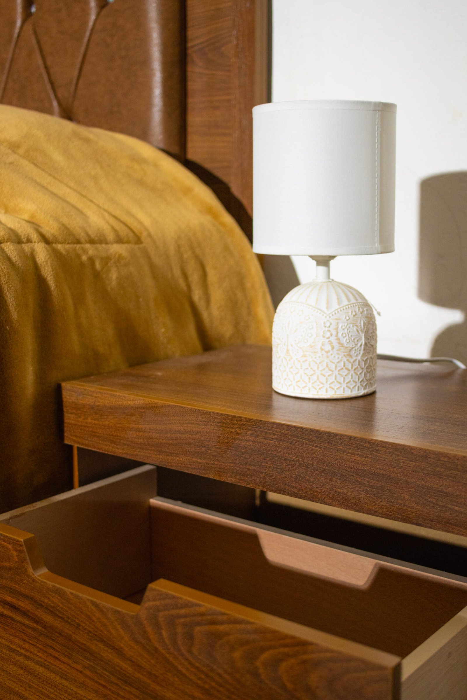 RECÁMARA MAYTE CON VANITY AVELLANA - Image 8