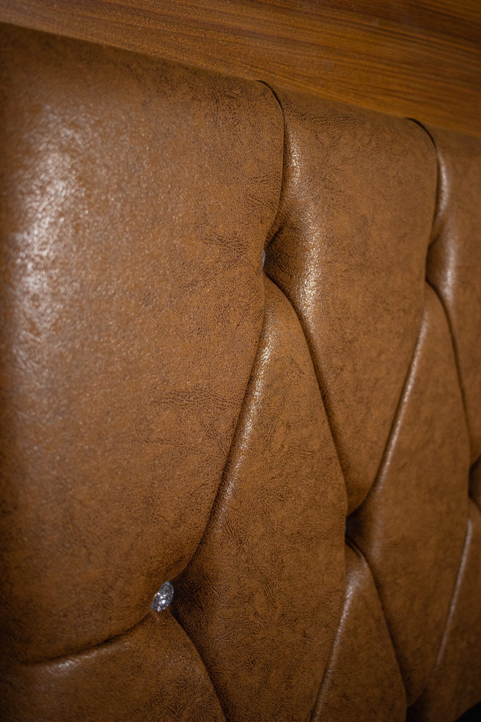 RECÁMARA MAYTE CON VANITY AVELLANA - Image 6