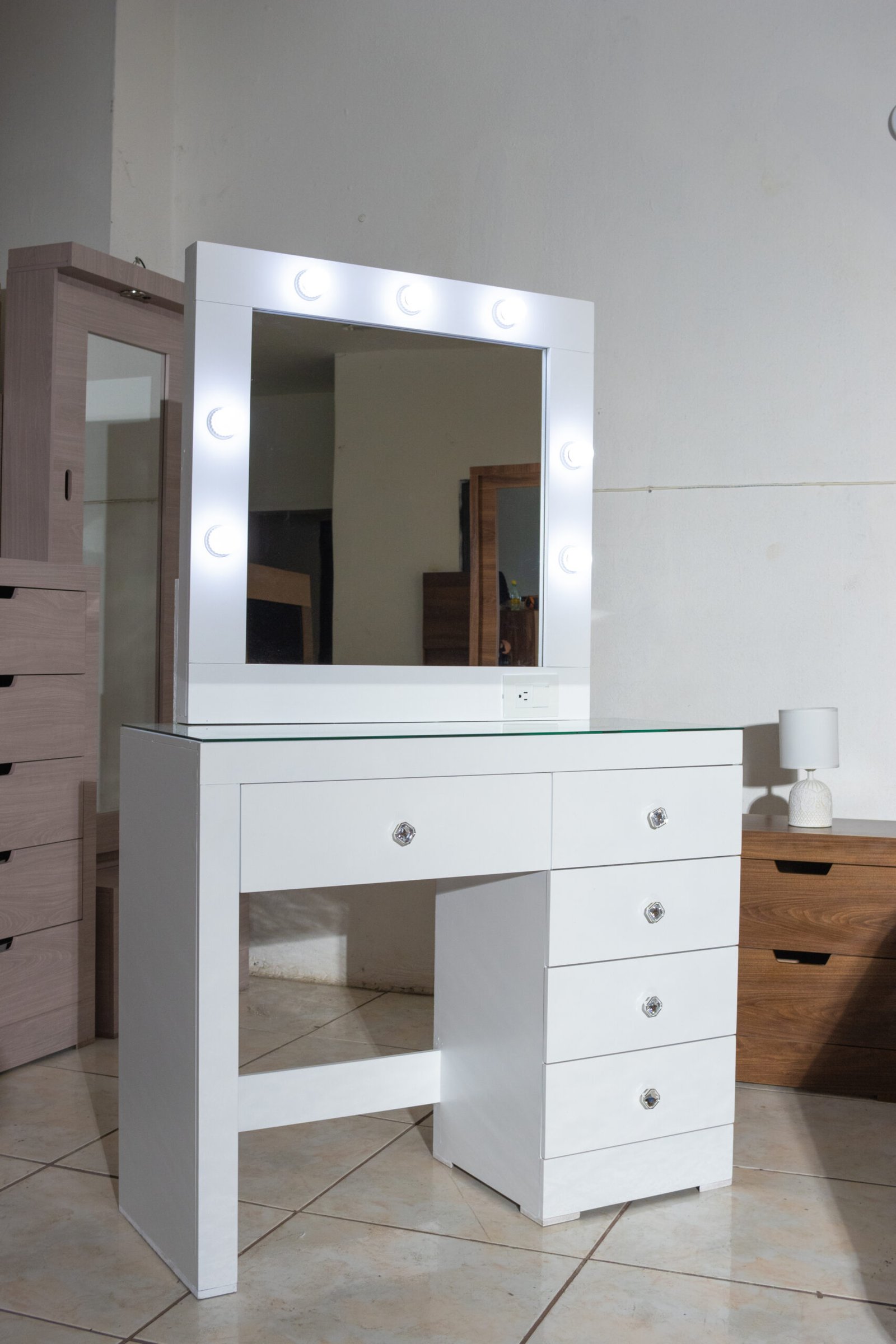 RECÁMARA RENY CON VANITY BLANCA - Image 3